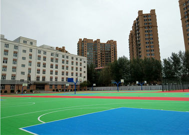 चीन सभी मौसम स्कूल खेल का मैदान फर्श आसान स्थापना और dismantle कस्टम रंग फैक्टरी